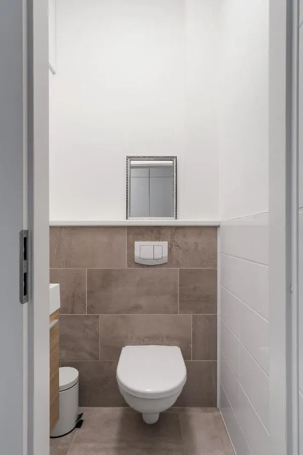 Prague Days - Minimalist Flat - Trendy Karlin Apartment 0*,